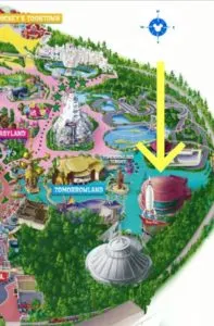 Map of Tomorrowland at Disneyland with an Arrow pointing to Jedi Training sign up location