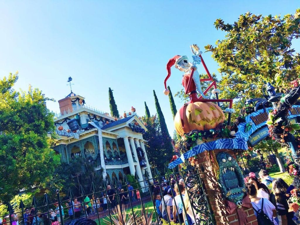 Disneyland Halloween Bucket List