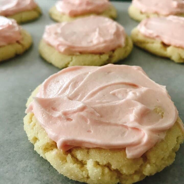 Sugar cookies with pink frosting