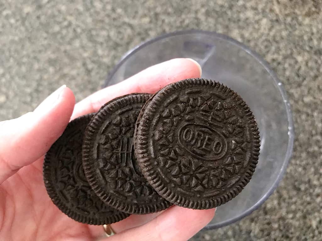 OREOS to make edible dirt for graveyard cupcakes