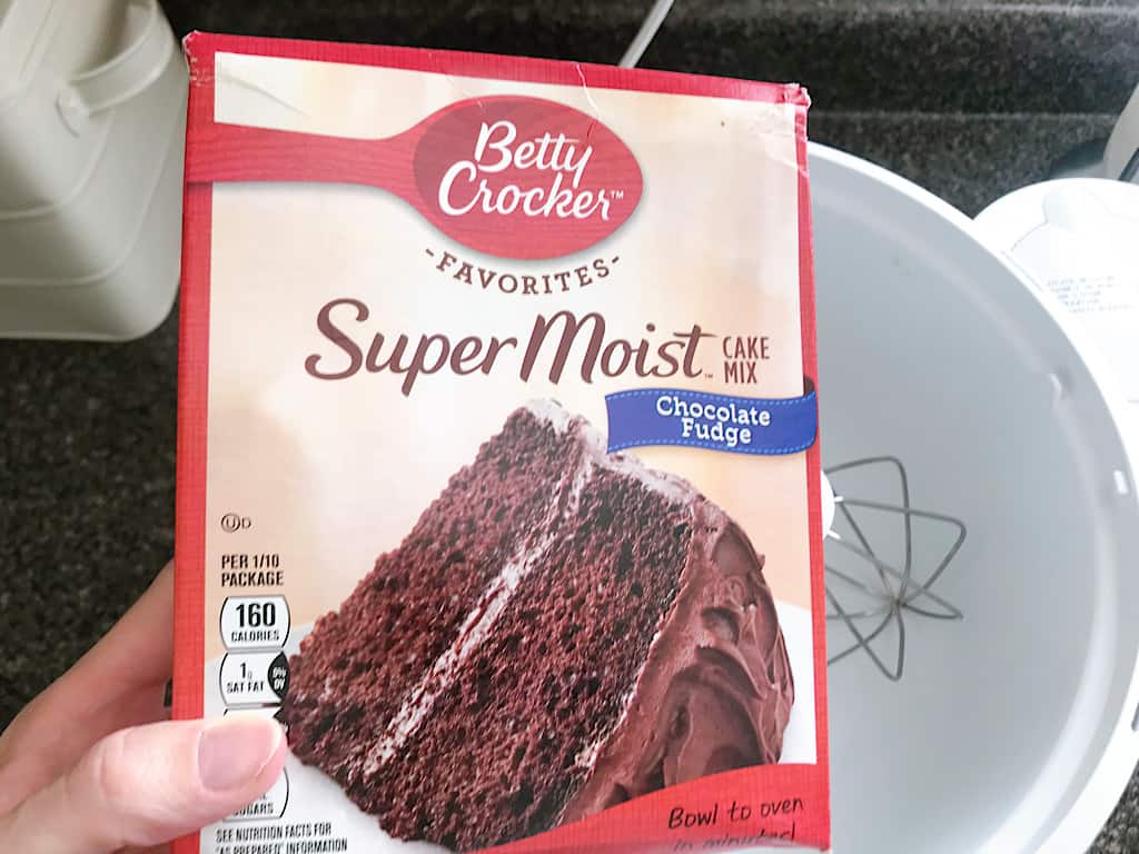 Chocolate Cake Mix to Make Graveyard Cupcakes