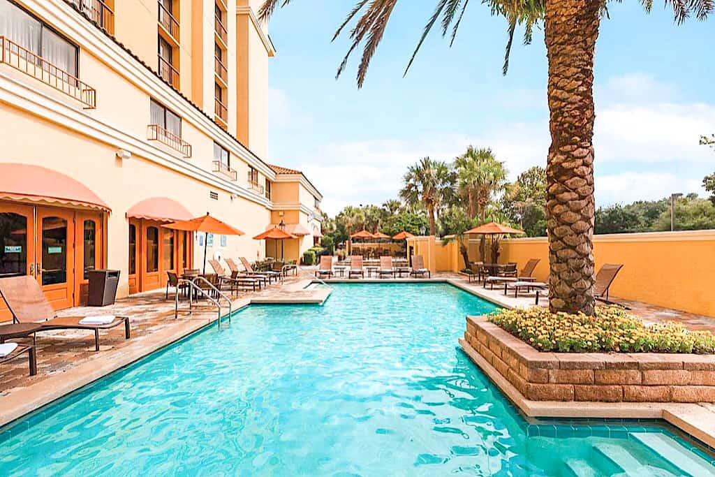 Embassy Suites Outdoor Pool Orlando International Drive