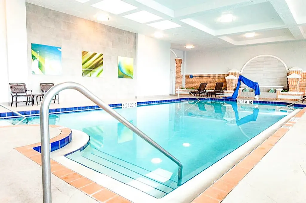 Indoor Pool Embassy Suites Orlando International Drive