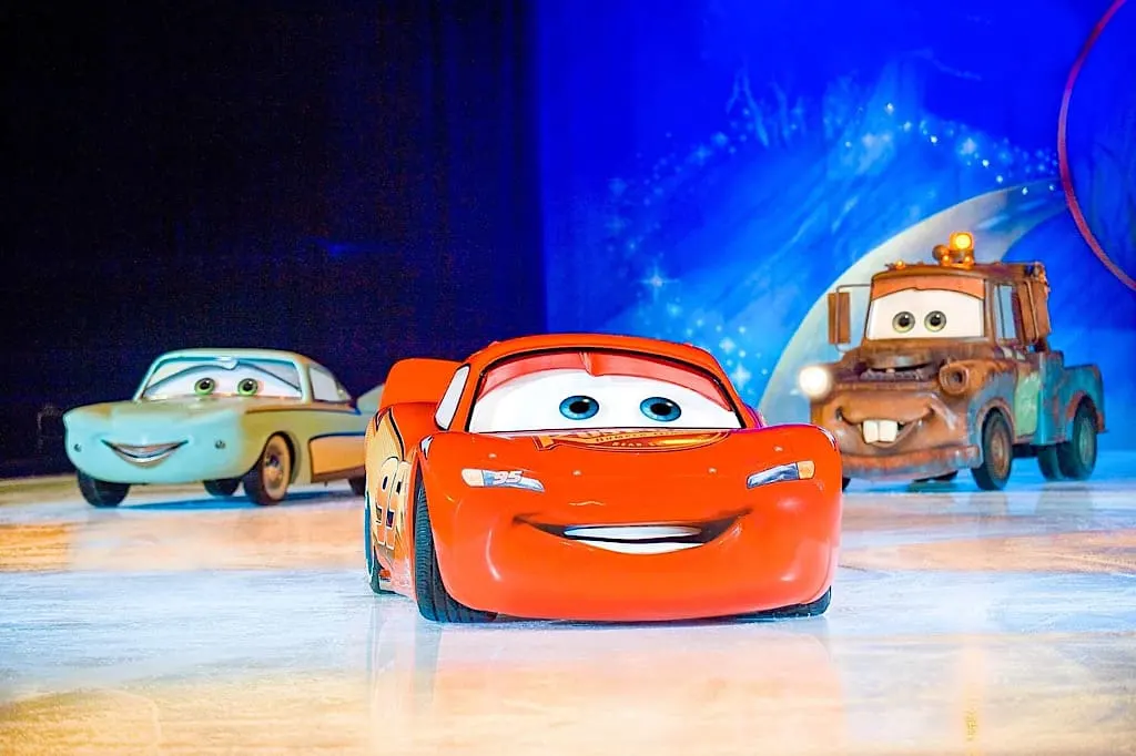Lightning McQueen in Disney on Ice Worlds of Enchantment