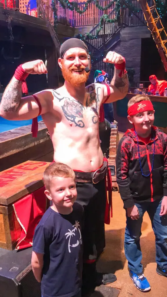 Kids and a pirate at Pirate's Dinner Adventure in Buena Park California