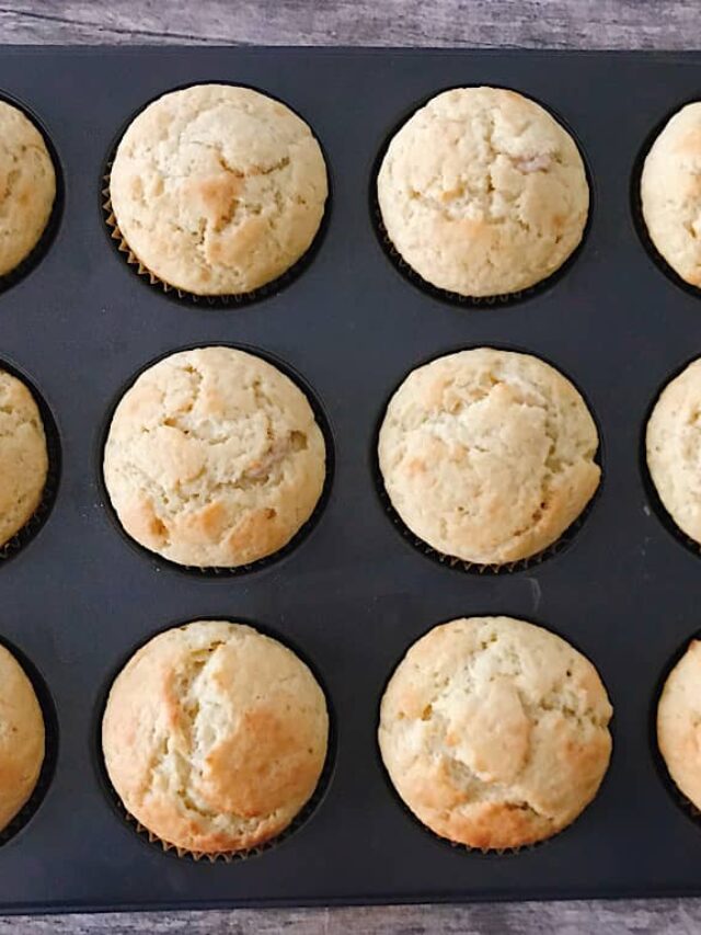 Banana Cream Cheese Muffins