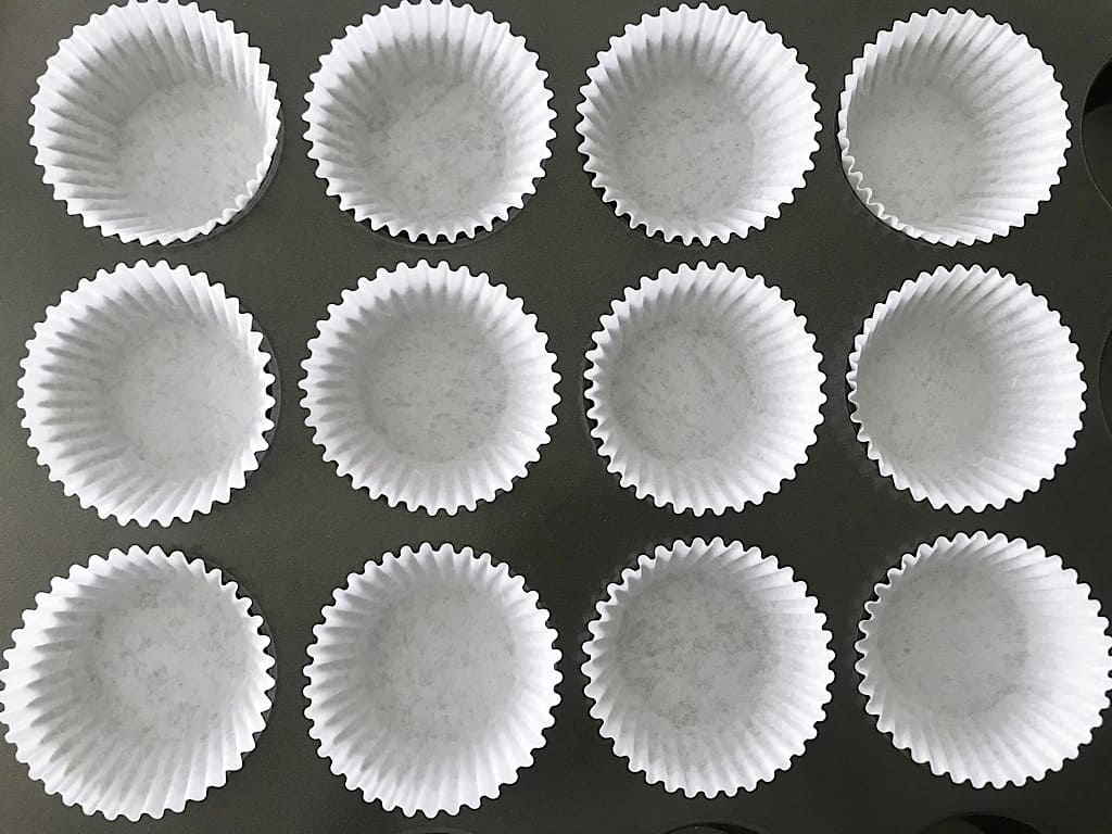 cupcake liners in a cupcake/muffin pan