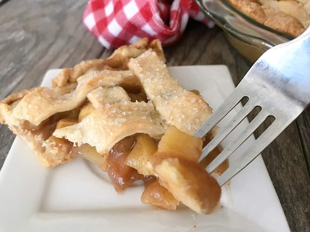 A fork with apple pie