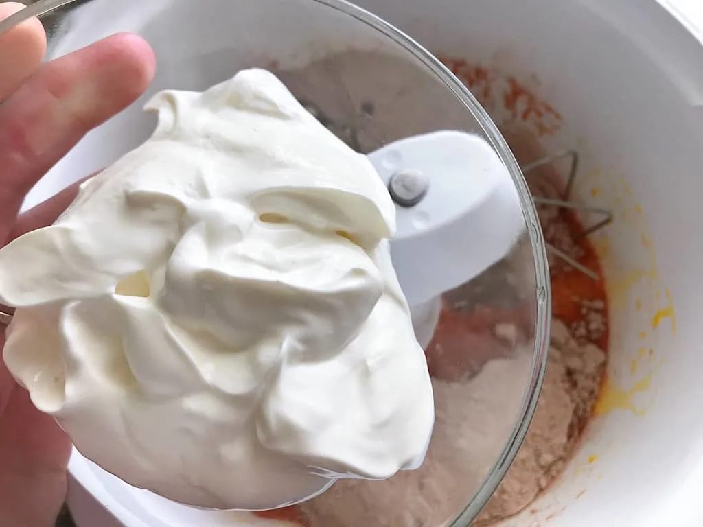 Sour Cream for Red Velvet Cupcakes