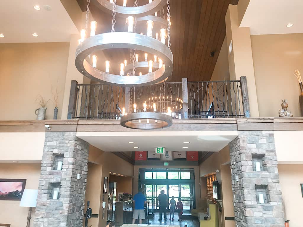 Lobby of Hampton Inn & Suites Springdale