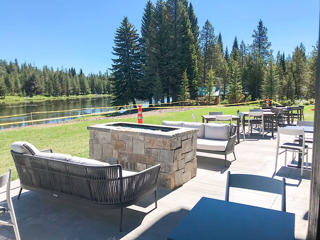 Outdoor Patio at Springhill Suites Island Park