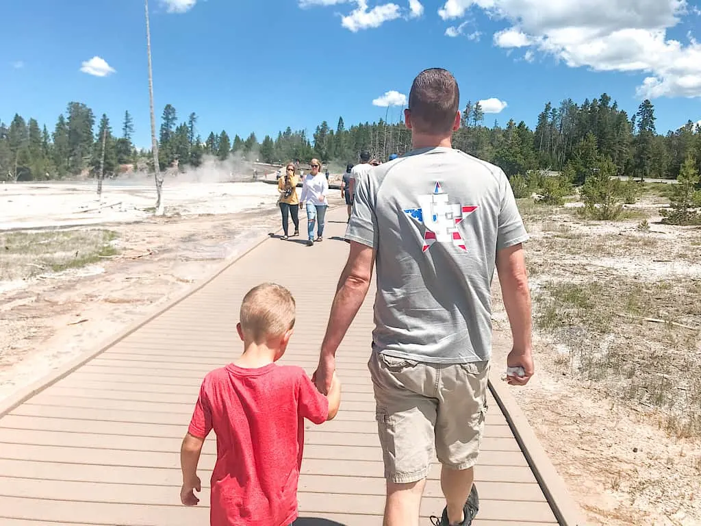 A dad and a child at Yellowstone