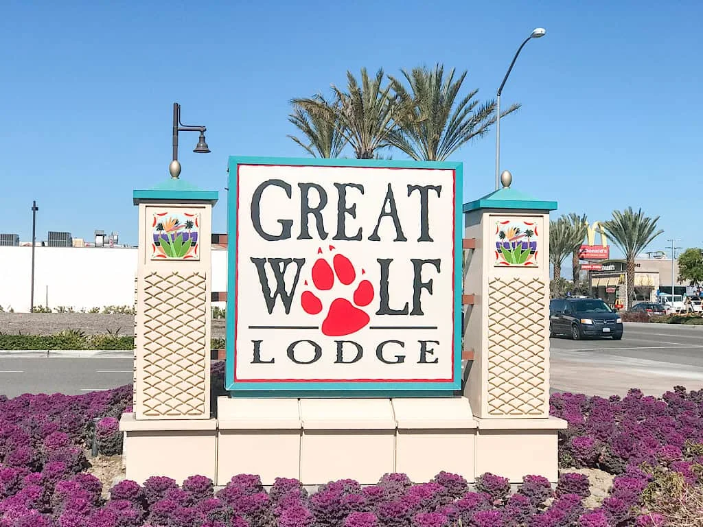 A review of Great Wolf Lodge Southern California located in Anaheim, California near Disneyland. Stays include a full water park and fun activities!