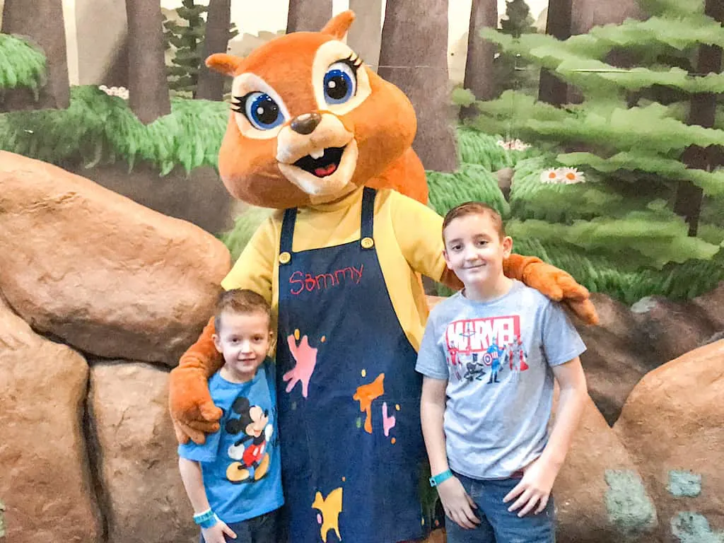 Two kids and a squirrel character at Great Wolf Lodge Anaheim