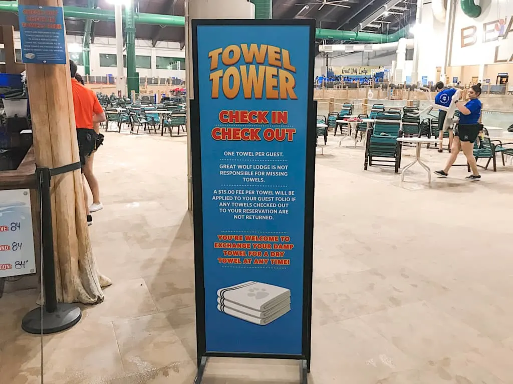 Towel sign in water park at Great Wolf Lodge