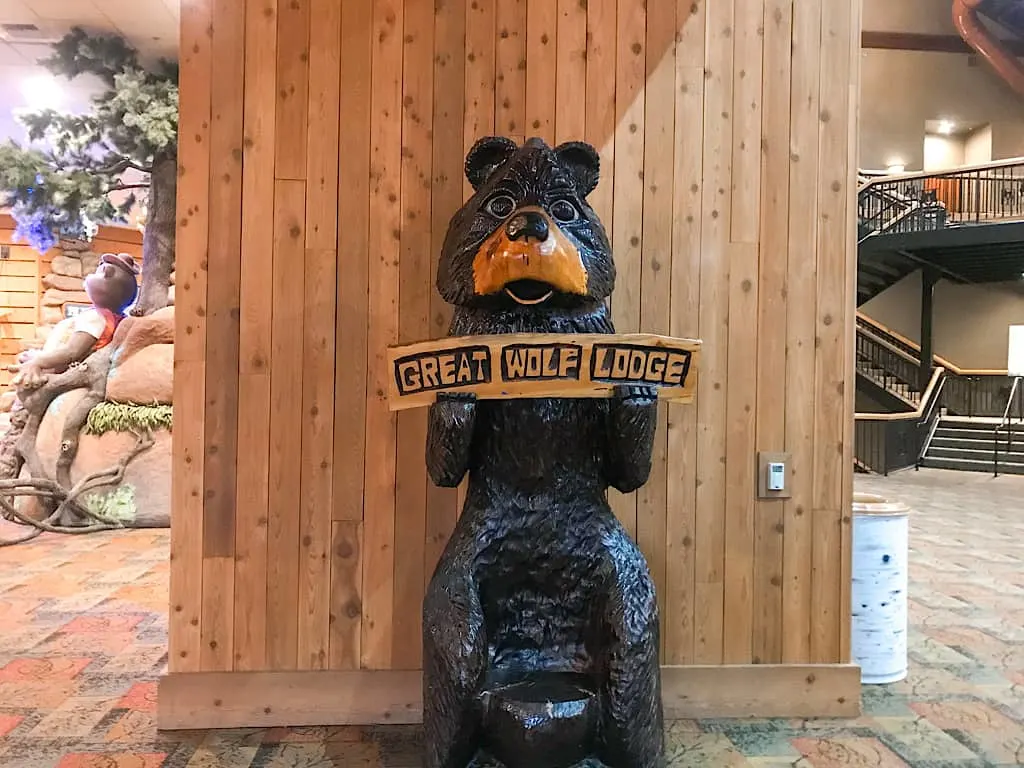 Bear Bench at Great Wolf Lodge