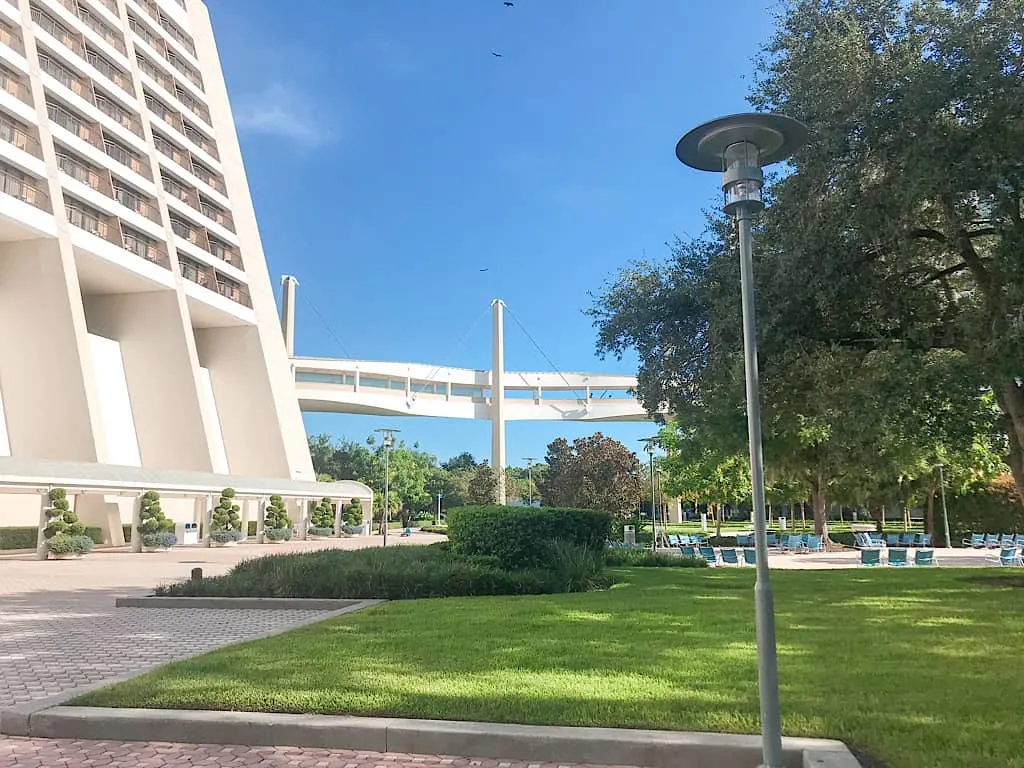 Bridge between Contemporary and Bay Lake Tower