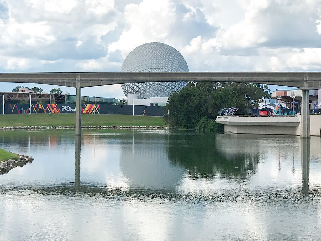 spaceship earth