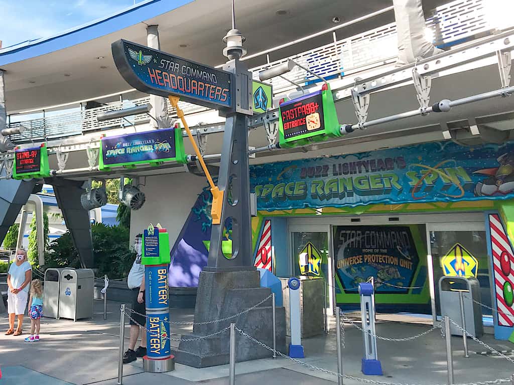 Entrance to Buzz Lightyear's Space Ranger Spin entrance