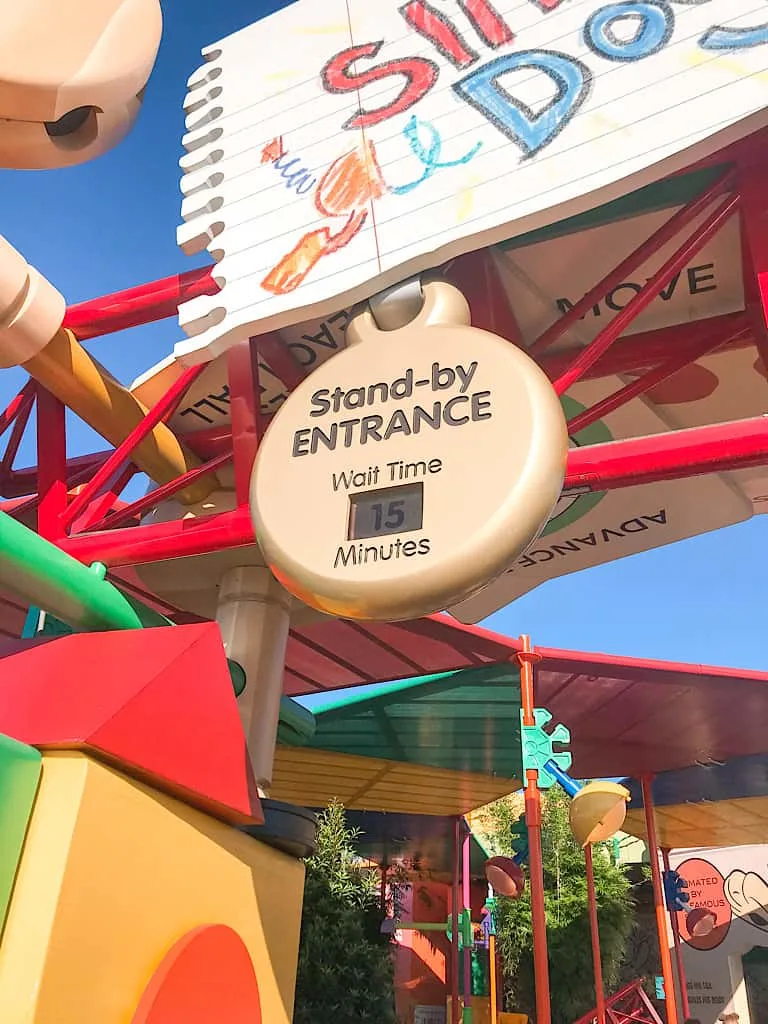 Entrance to Slinky Dog Dash with listed wait time