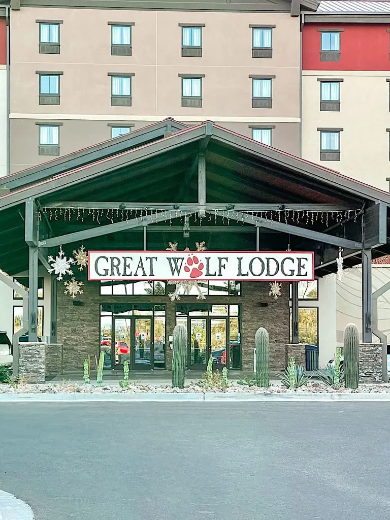 Entrance to Great Wolf Lodge Arizona