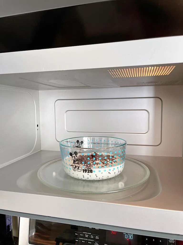 Microwave the chocolate and cream at 50% power for 1 minute.