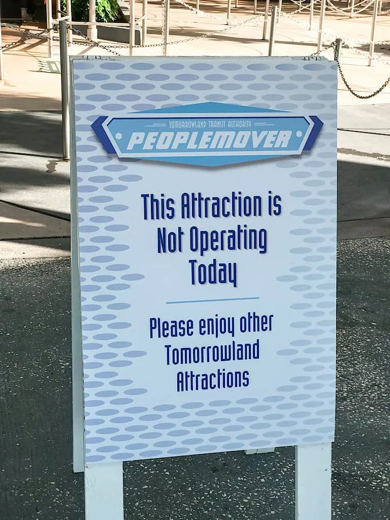 A sign announcing the closure of The People Mover at Disney's Magic Kingdom Park