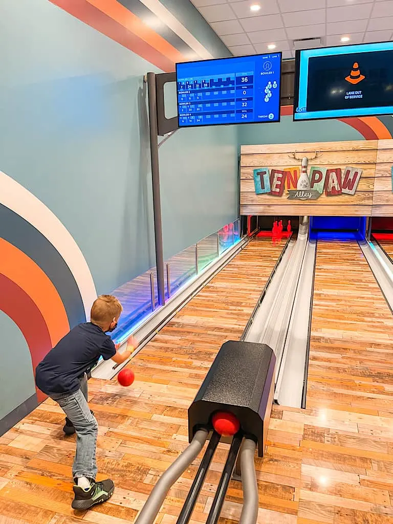 A child bowling at Great Wolf Lodge