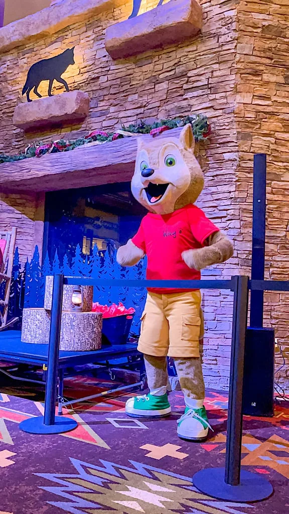 Wiley Wolf at Great Wolf Lodge Arizona for Story Time