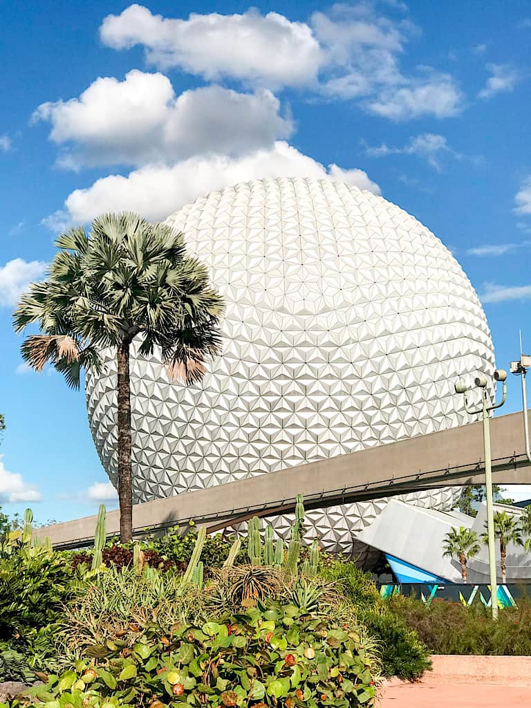 A picture of Spaceship Earth at Epcot