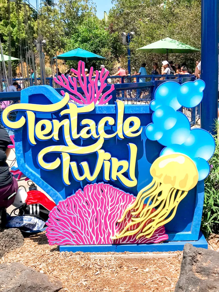 Tentacle Twirl ride at Sea World.