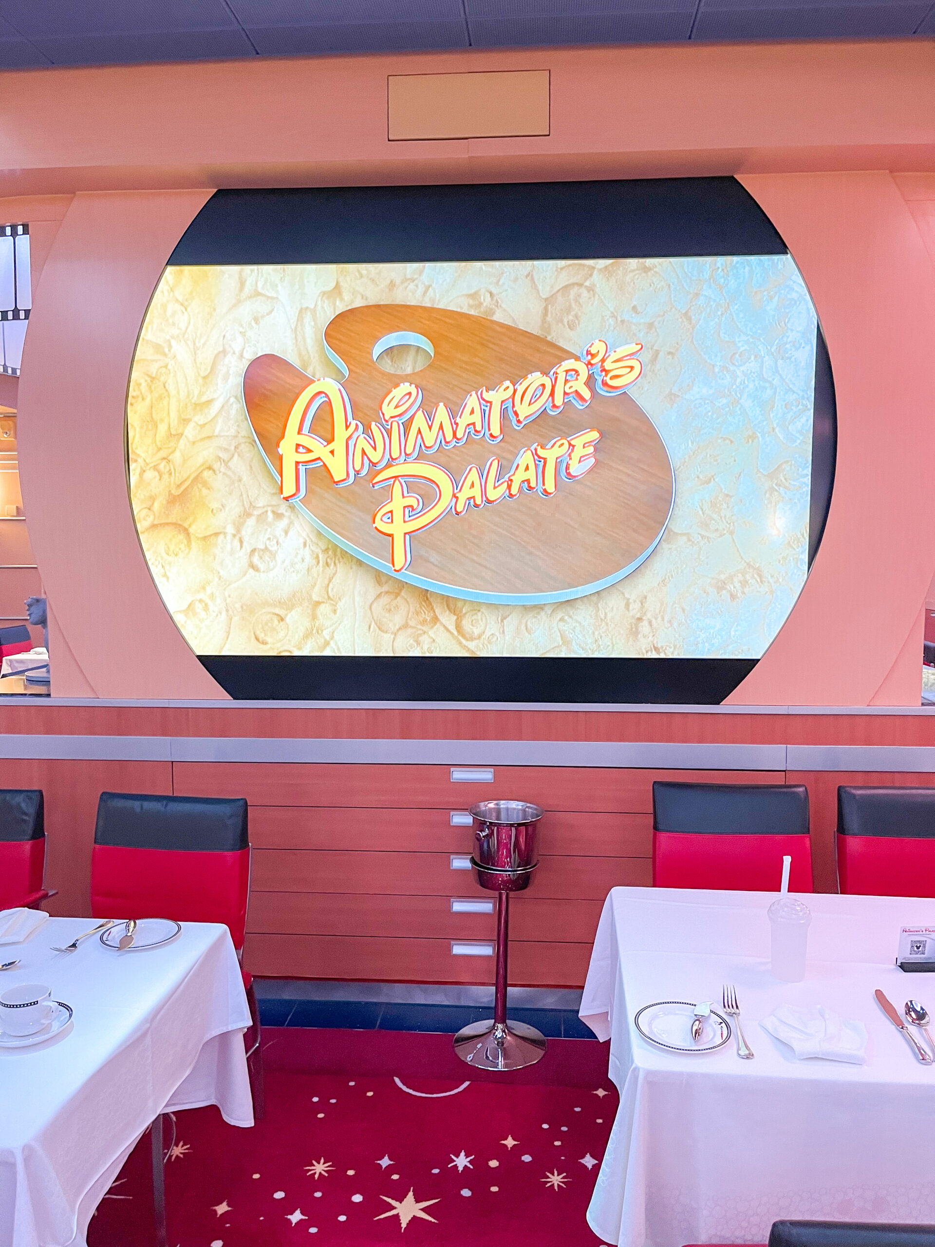 Dining room of Animator's Palate.