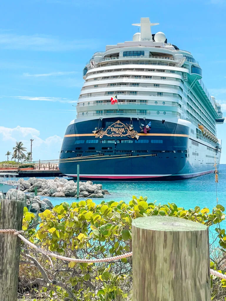 The Disney Dream cruise ship at Castaway Cay.