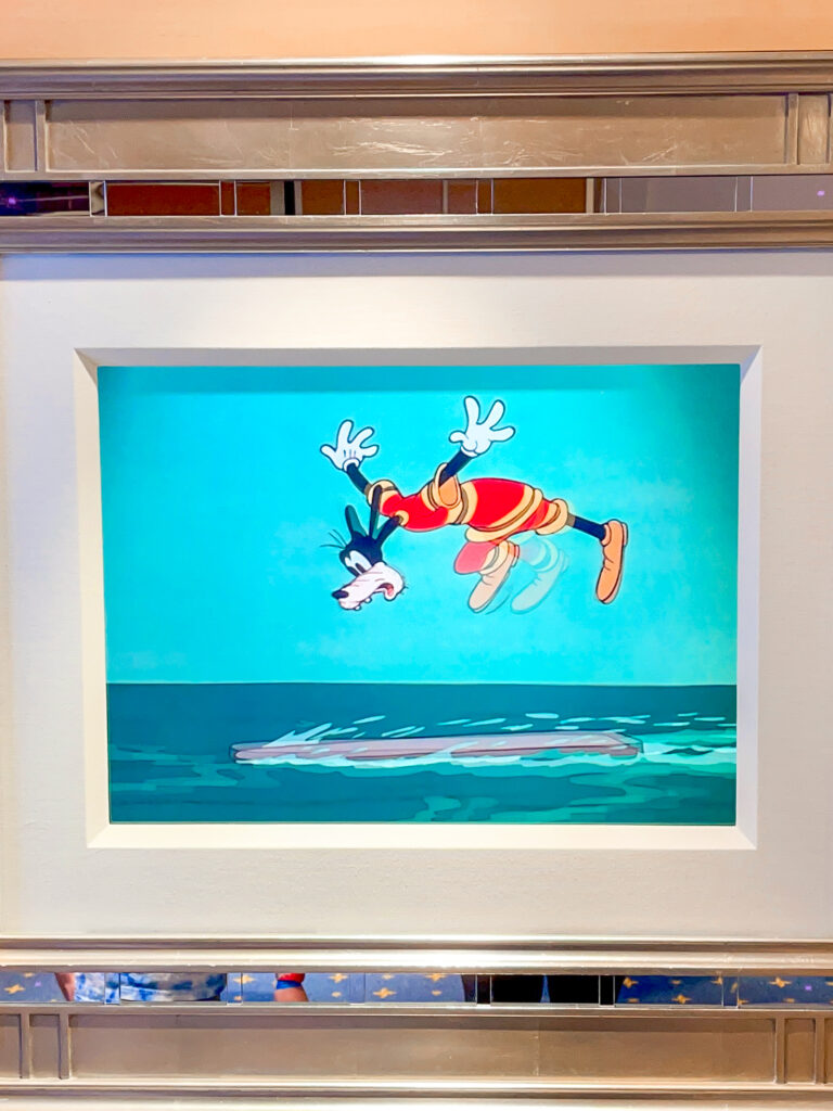 Animated picture of Goofy on the Disney Dream.