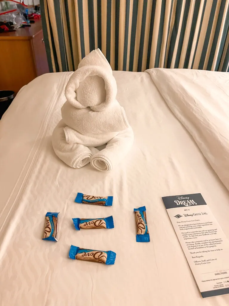 Towel animal in Disney Dream stateroom 8614.
