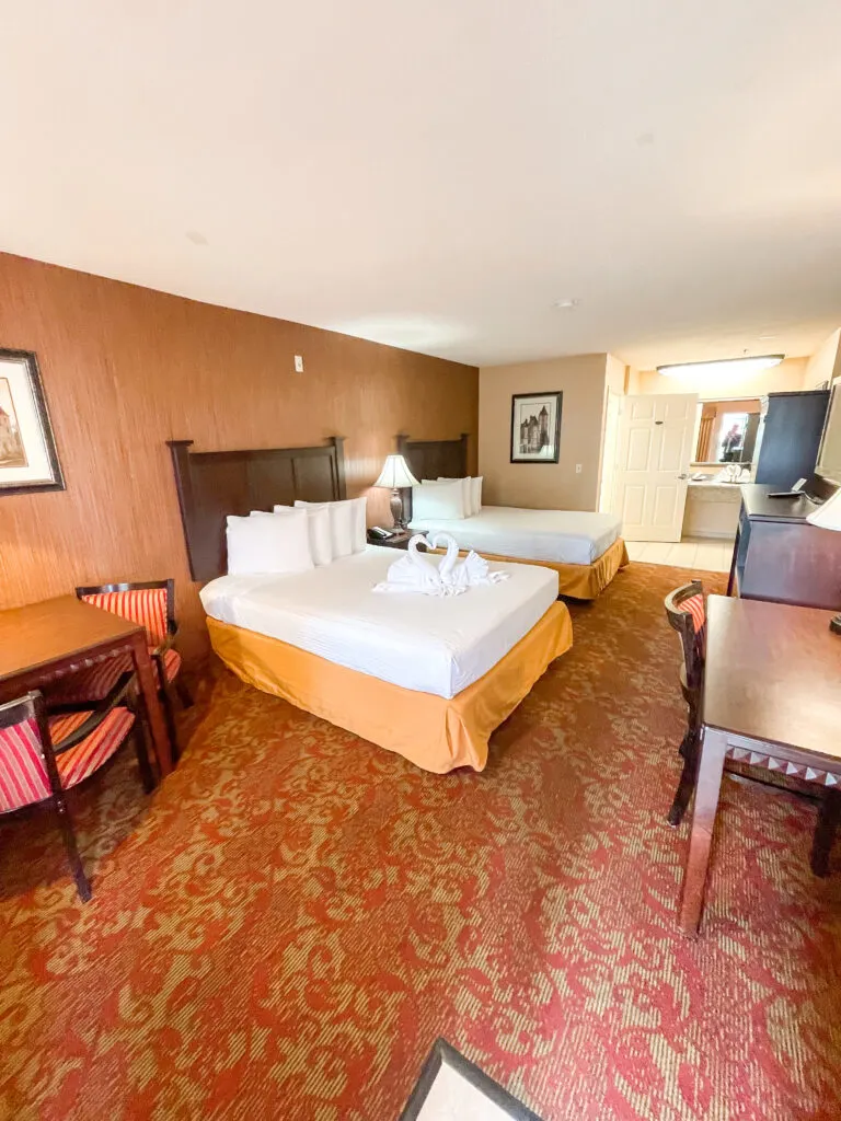 Castle Inn & Suites Standard Queen Room.
