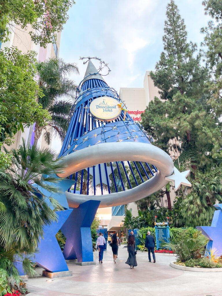 Entrance to the Disneyland Hotel.