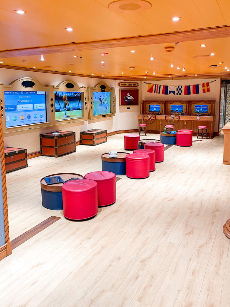 TV area inside the Oceaneer Lab on the Disney Magic.