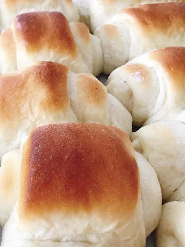 Lion House Rolls with Whipped Honey Butter