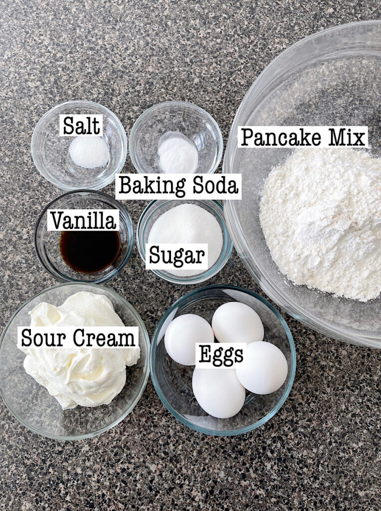 Ingredients to make Sour Cream Pancakes.