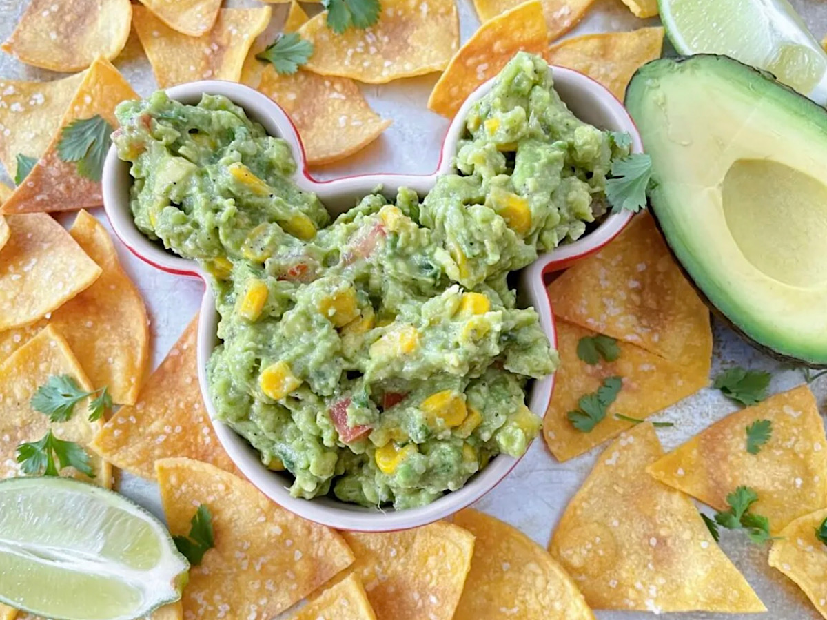 A bowl of copycat Chili's Guacamole.
