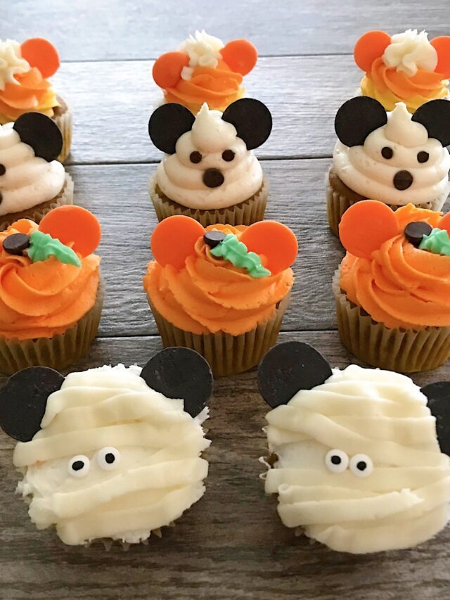 Four Easy Halloween Mickey Mouse Cupcakes