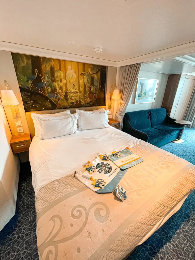 Deluxe Family Stateroom with Verandah on the Disney Wish.