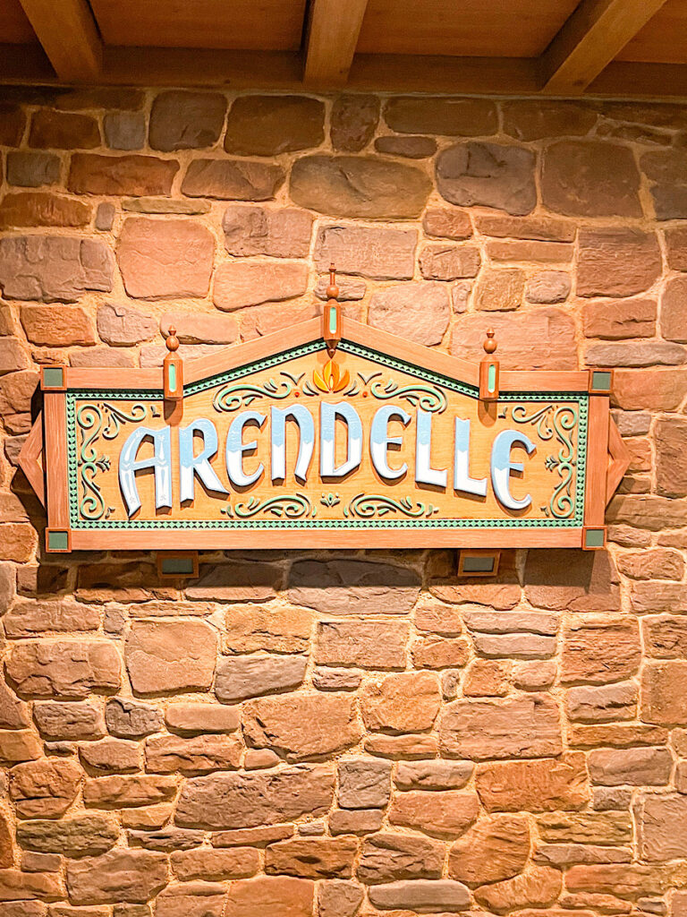Entrance to Arendelle restaurant on the Disney Wish.