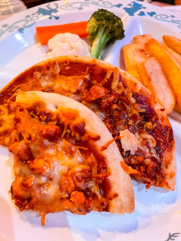 Barbecue Chicken Pizza from the Arendelle Kid's Menu.