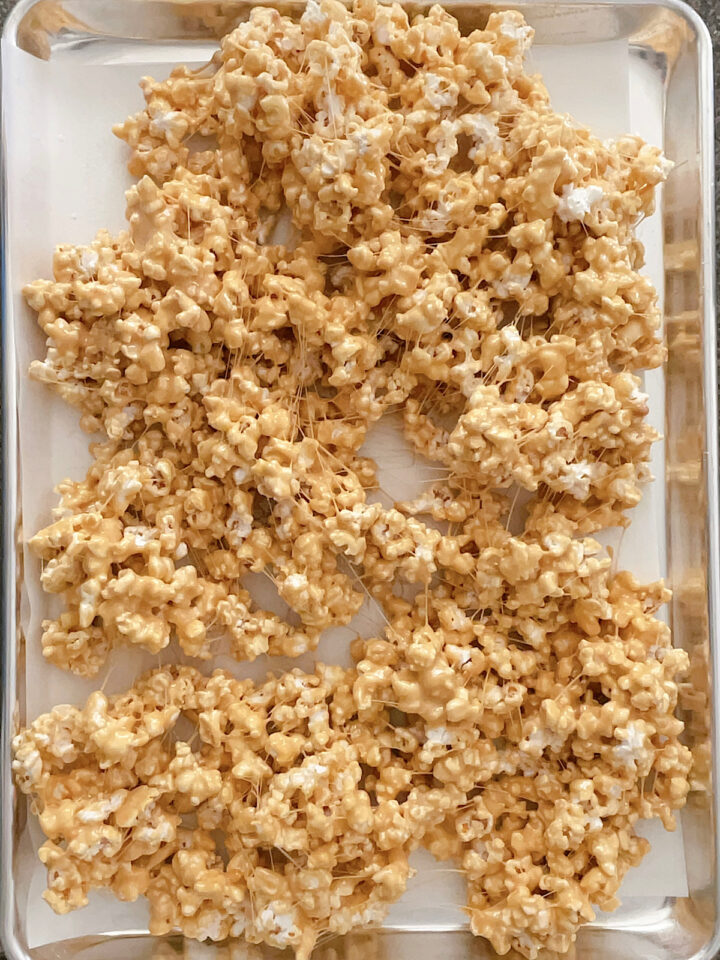 Marshmallow Caramel Popcorn - The Mommy Mouse Clubhouse